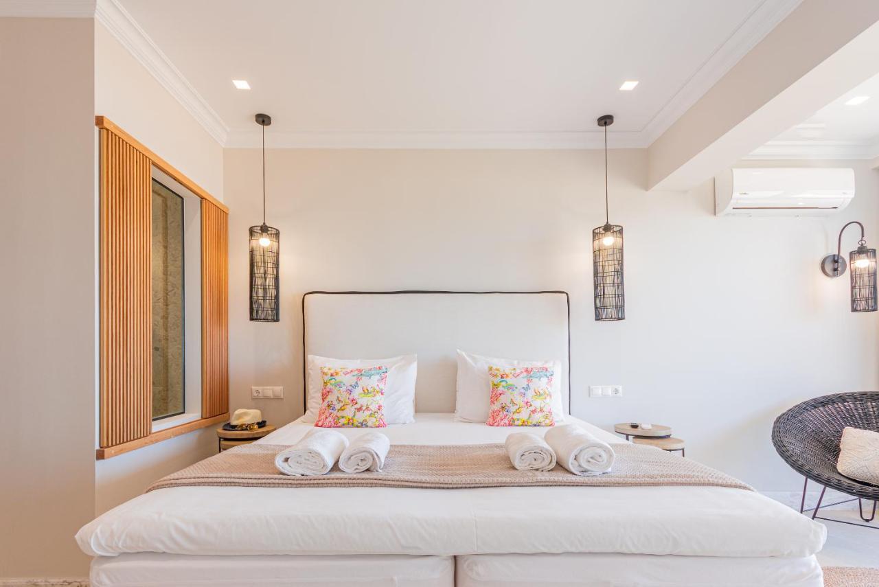 Pyrgos Blue Aparthotel Malia  Ngoại thất bức ảnh