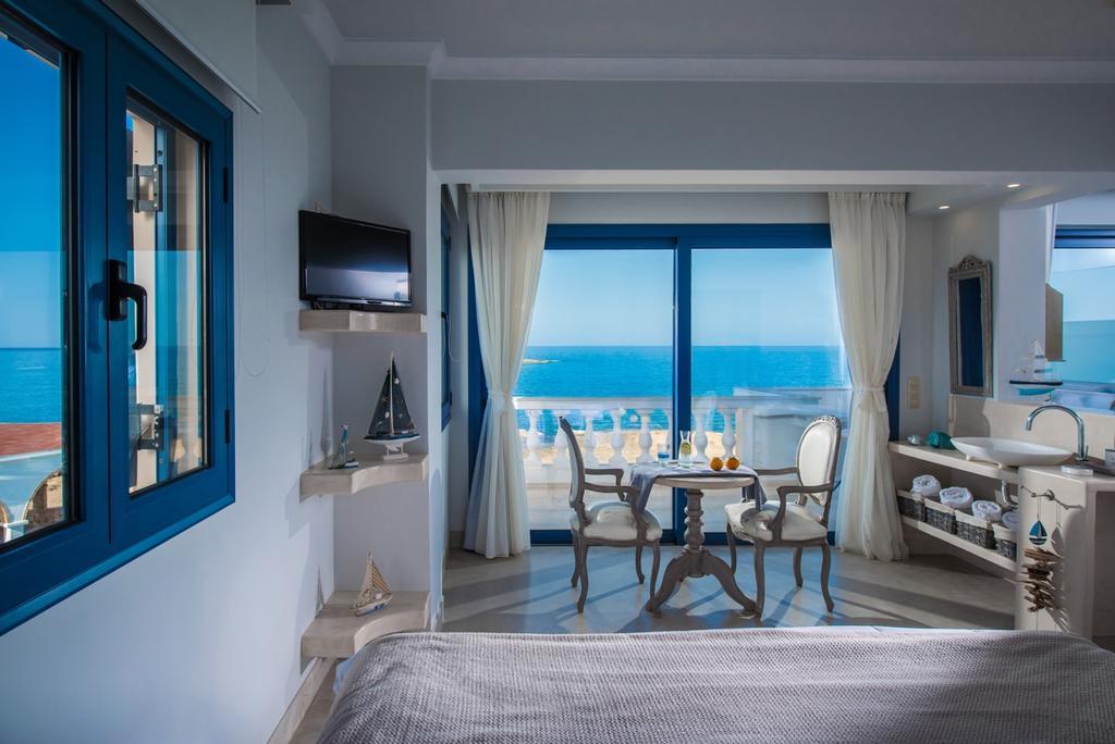 Pyrgos Blue Aparthotel Malia  Ngoại thất bức ảnh